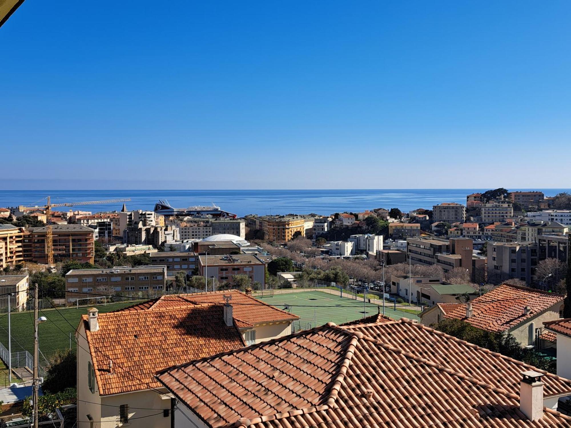 Grand T2 Proche Centre Ville, Vue Mer Et Montagne Bastia  Exterior foto